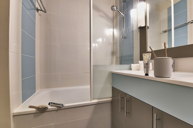 Bathroom, Residence Pierre & Vacances Eguzki, Pyrénées-Atlantiques