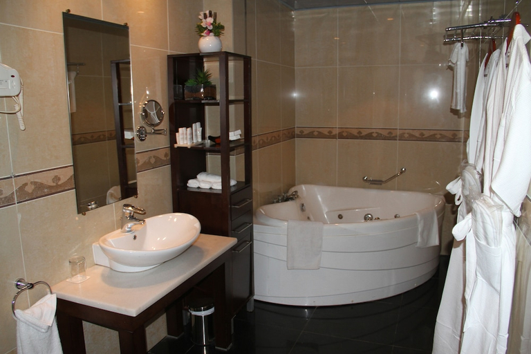 Bathroom, Radisson Blu Hotel, Bamako, Bamako