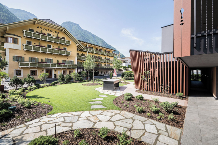 Exterior & Views 2, Anewandter Historic Hotel, Bolzano