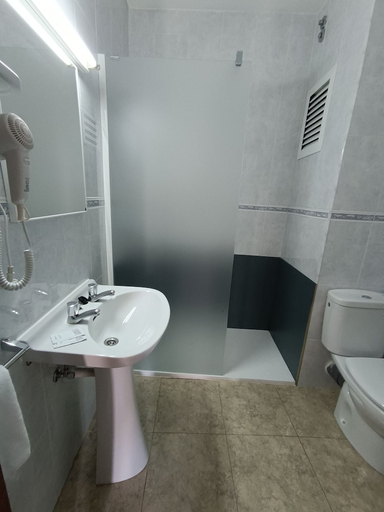 Bathroom 5, Residencia Horizonte, Baleares