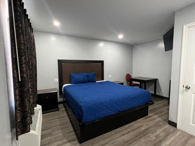 Bedroom 4, Pine Tree Inn, Los Angeles