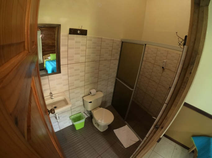 Bathroom 3, Cabinas Faro Arenal, San Carlos