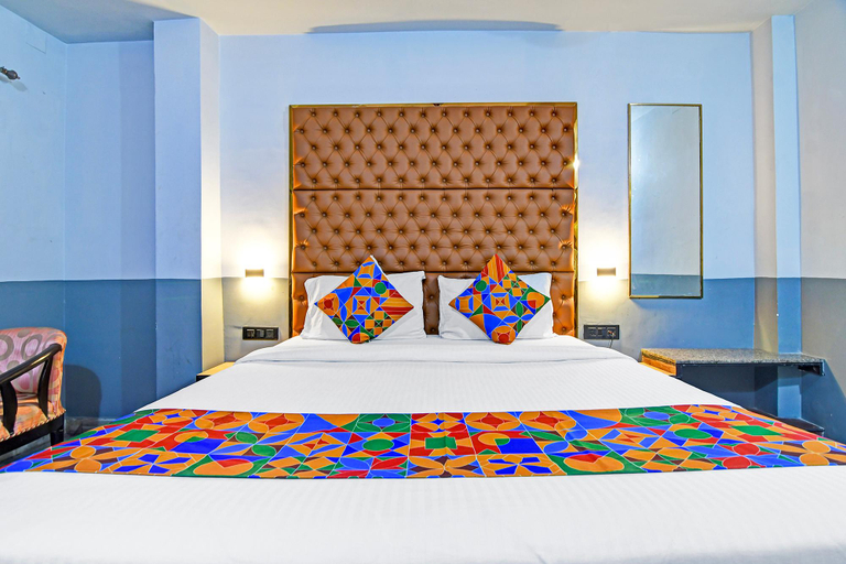 Bedroom 2, Gulshan International Hotel, Kolkata