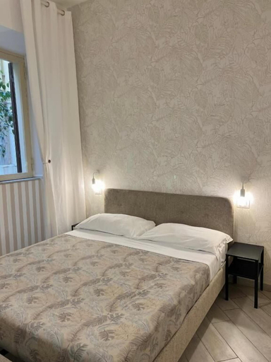 Bedroom 3, Eufonia Vatican Days, Rome