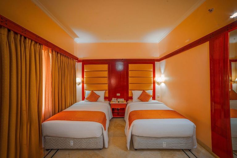 Bedroom 3, Raj Park Hotel, Chennai