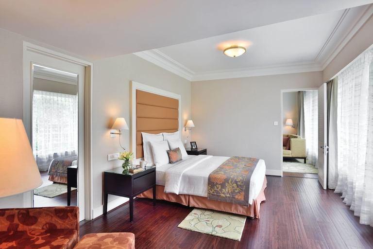 Bedroom 3, Marriott Executive Apartments Lakeside Chalet Mumbai, Mumbai Suburban