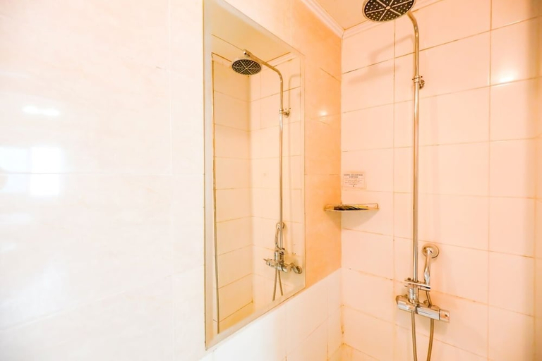 Bathroom 4, Charlot Castle Hotel, Pyeongtaek