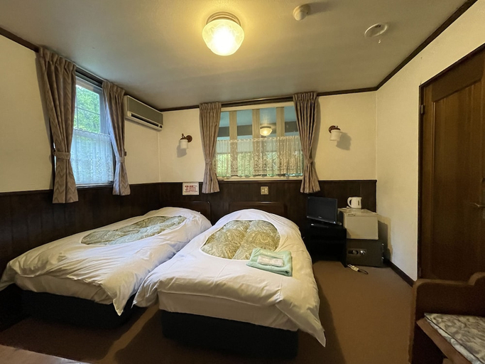Bedroom 2, Hotel Sejour Mint, Hakuba