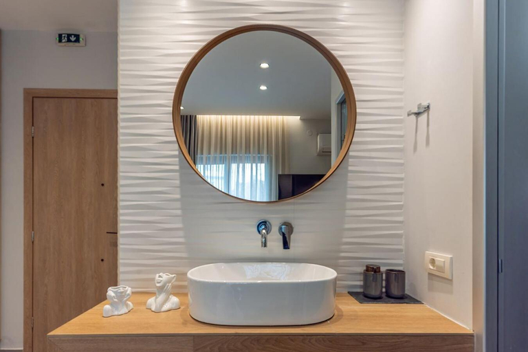 Bathroom 3, K35 Apartments, Epirus