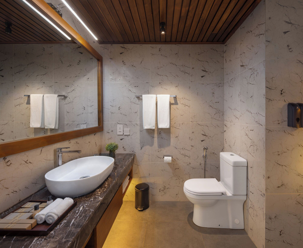 Bathroom 4, Hotel Ferola, Matara Four Gravets