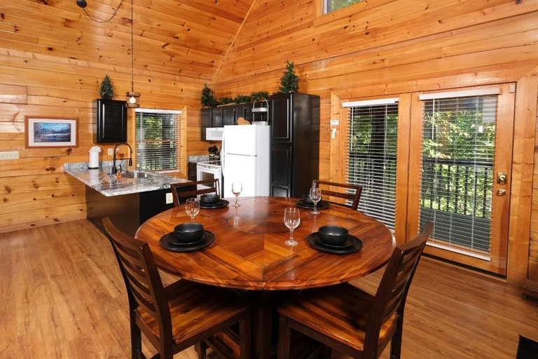 Dining 4, Smoky Mountain Jewel Unit 2, Sevier