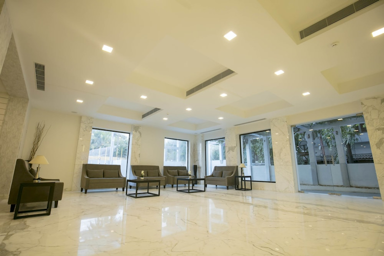 Others 2, Hotel Southern Star (ex Hotel Regaalis), Bangalore
