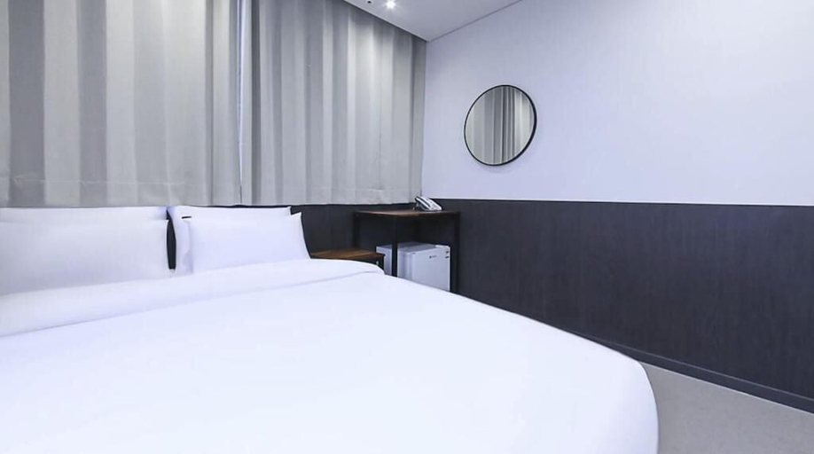 Room 3, The Stay Korea, Jongno