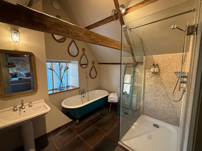 Bathroom, The Ship, Cambridgeshire