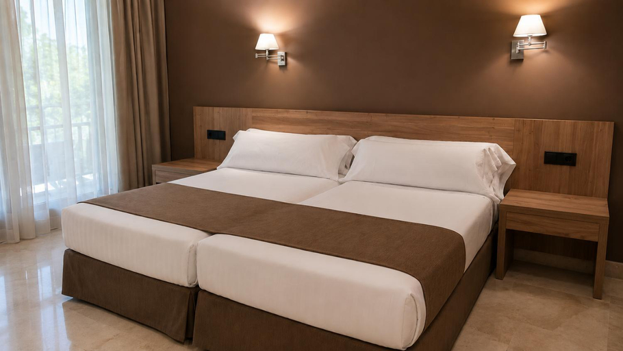 Bedroom 2, Hotel Huerto San Fernando - Carcaixent, Valencia