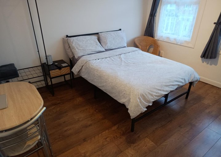 Bedroom 2, Cranbury House Apartments, Reading