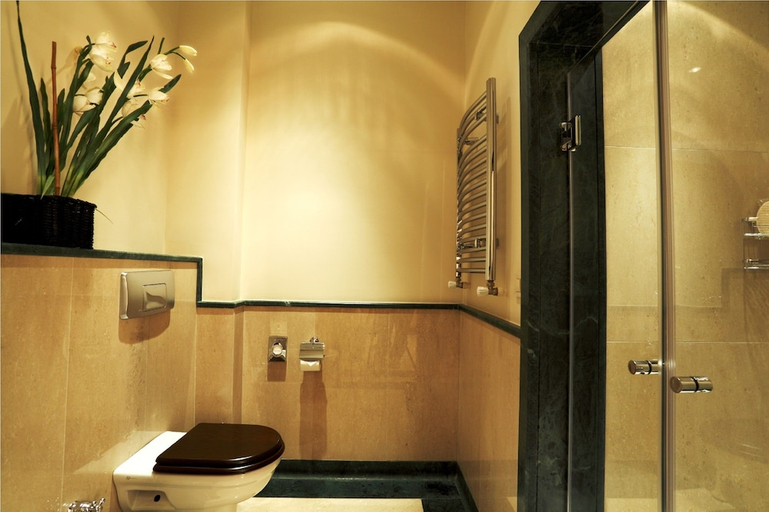 Bathroom 4, Divan Cukurhan, Çankaya