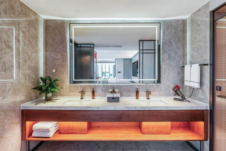 Bathroom 4, UrCove by Hyatt Weifang City Center, Weifang