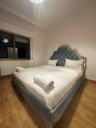 Room 3, 3 Bedroom Apart At-al Kursi, Salmiya