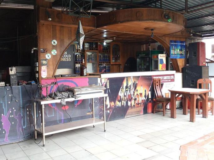 Food & Drinks 5, Cynergy Suites Apapa, Apapa