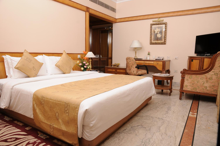 Bedroom 3, Raj Park Hotel, Chennai