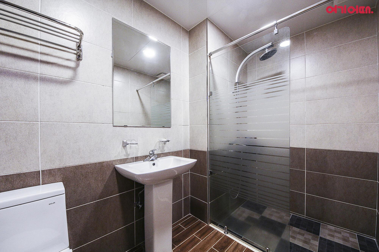 Bathroom, Rex Hotel, Seogwipo