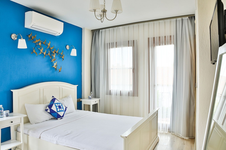 Bedroom 4, Cunda Eren Otel, Ayvalık