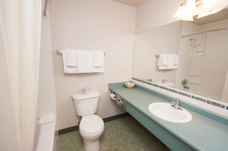 Bathroom 4, The Burntwood Hotel, Division No. 22