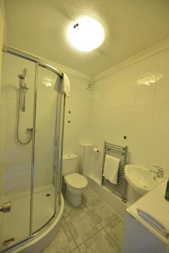 Bathroom 3, Birch Hotel, Rochdale