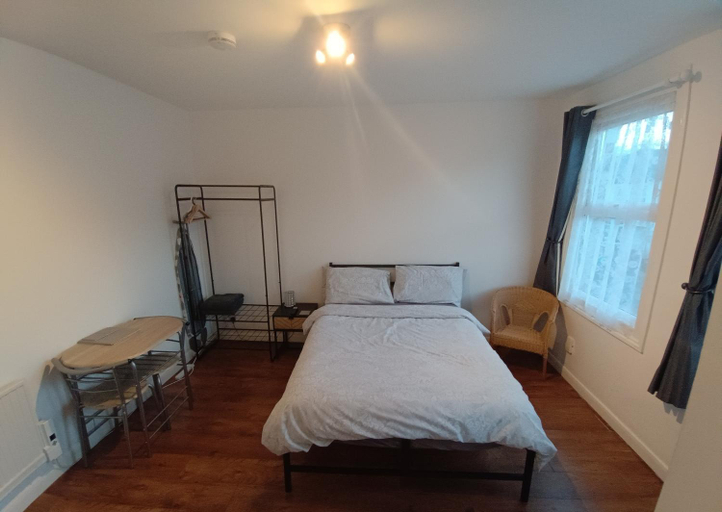 Bedroom 3, Cranbury House Apartments, Reading