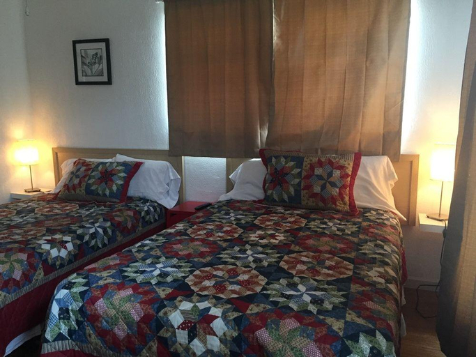 Bedroom 3, Silver Spray Motel - RB, Broward