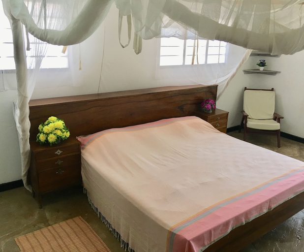 Bedroom 2, Tradewinds Lodge, Msambweni