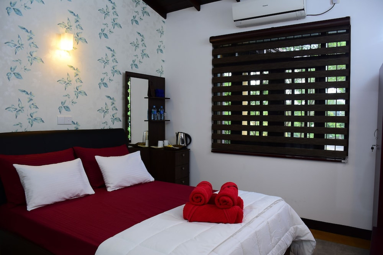 Bedroom 2, Spring Villa, K.F.G. & G. Korale