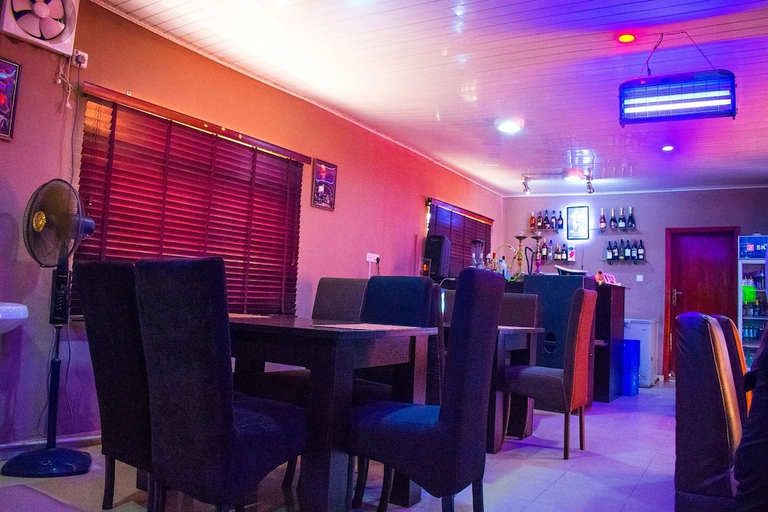 Food & Drinks 4, Esporta Suites (Agindingbi), Ikeja