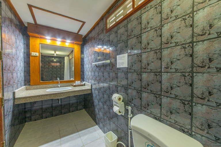 Bathroom 3, Panda Hotel（Patong Beach）, Phuket Island