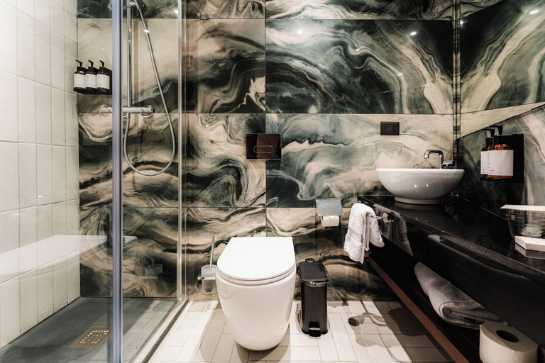 Bathroom 5, Royale Sainte Hélène Boutique Hotel