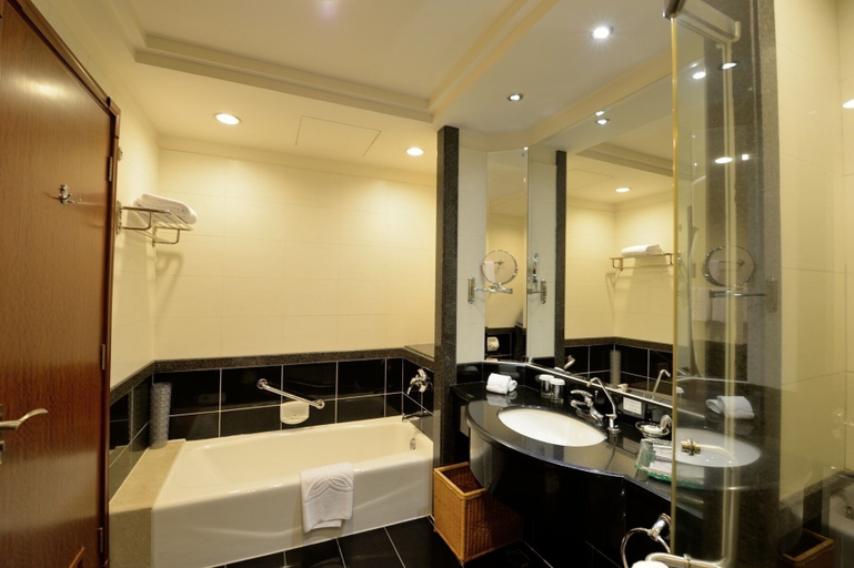 Bathroom 4, Gladden ShiLong, Dongguan