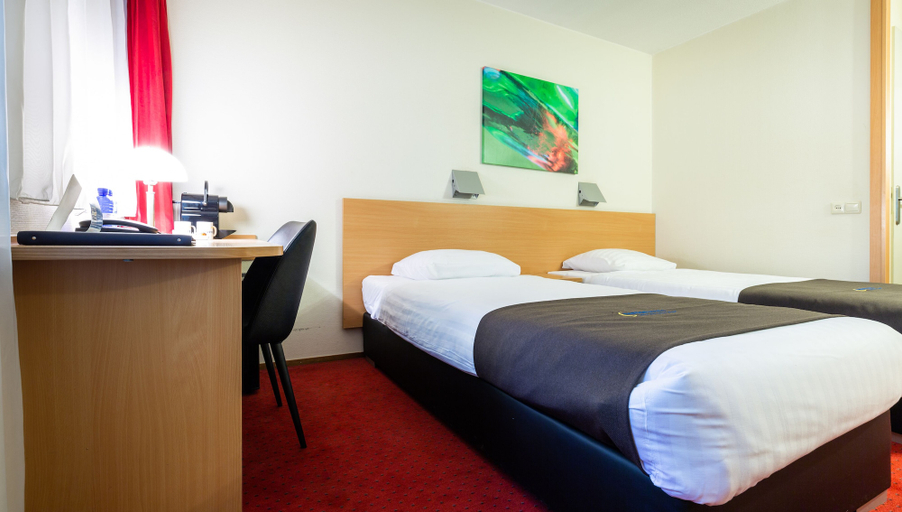 Bedroom 4, Bastion Hotel Leiden Voorschoten, Leiden