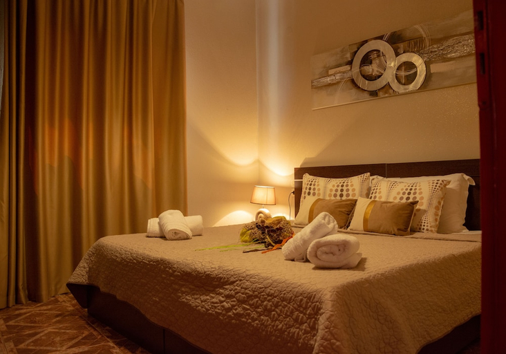 Bedroom 2, Kensho Skiathos Apartments, Thessaly