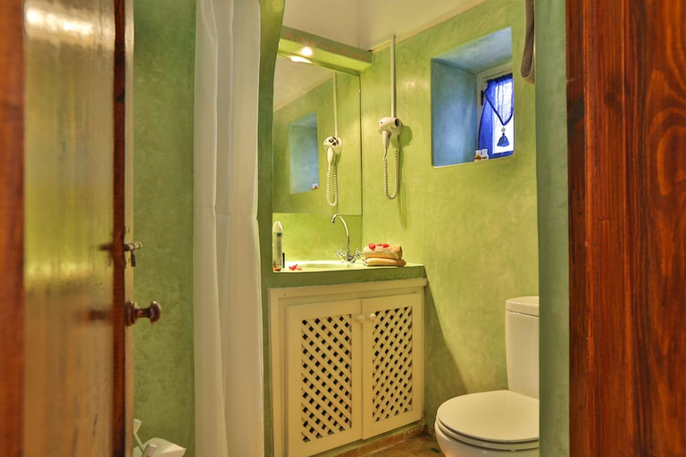 Bathroom 3, Riad Layel Dessaouira, Essaouira