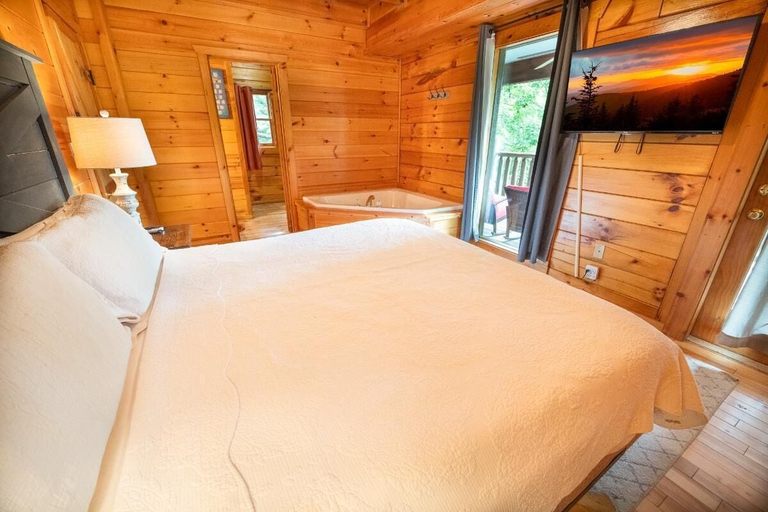 Room 3, Altitude Adjustment, Sevier