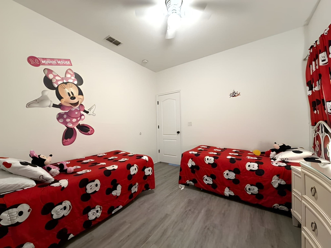 Room 5, Disney Area Home | Pool · Spa · Game Room | 5BR Sleeps 14, Osceola