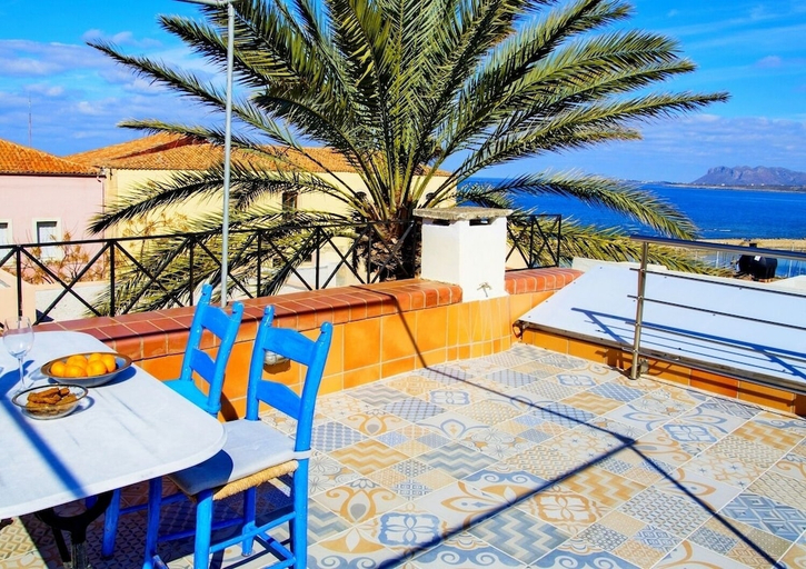 Others 4, Venetian House, Crete