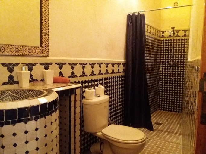 Others 5, Riad Ouliya, Fès