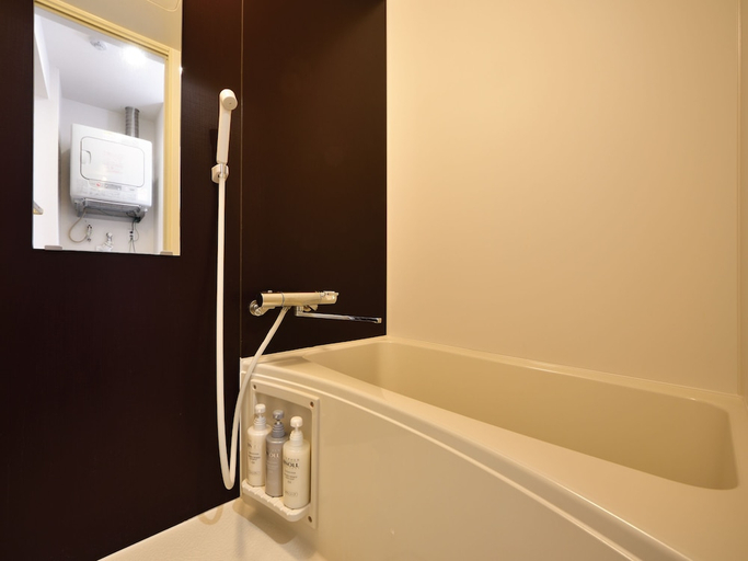 Bathroom 3, Condominium L's Inn, Naha