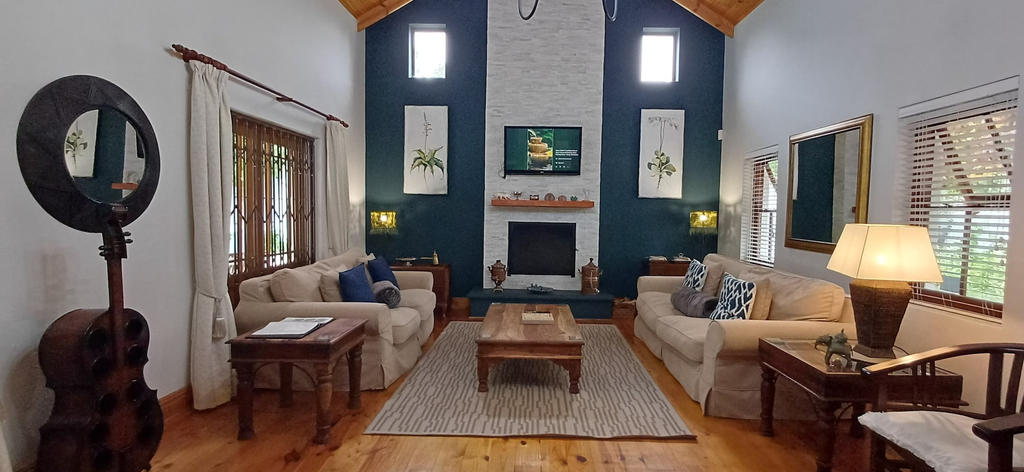 Living area, D'Vine Maison, Cape Winelands