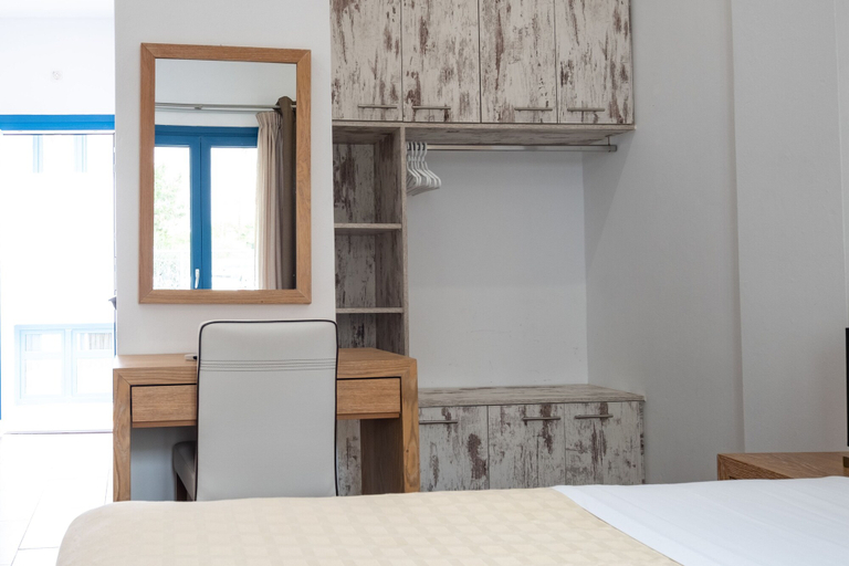 Bedroom 4, Tristhenia Hotel, South Aegean