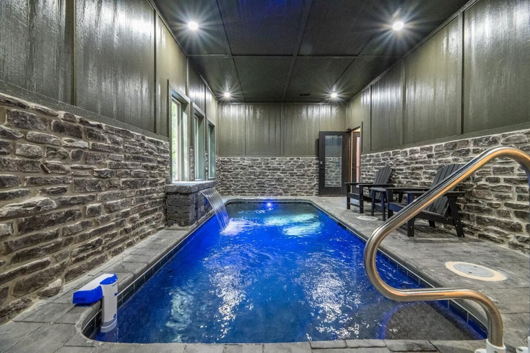 Pool 3, Valley Cove, Sevier