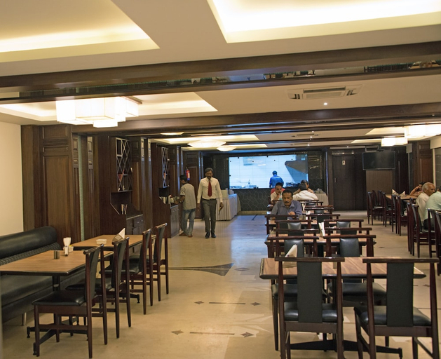 Food & Drinks 4, Maurya Hotel, Bangalore