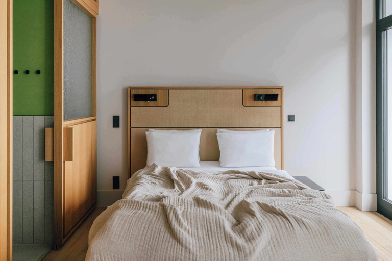 Bedroom 3, Locke at East Side Gallery, Berlin